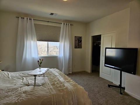 TV and multimedia, Bedroom