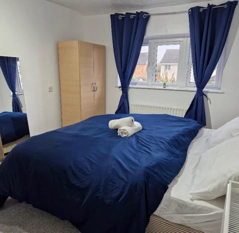 Rooms available in a house Vacation rental in Basildon