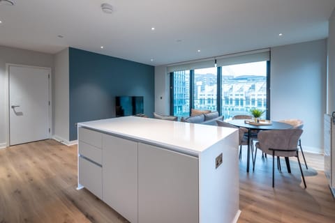 Alto Apartment - Modern Comfort & Prime Location Appartement in Wembley