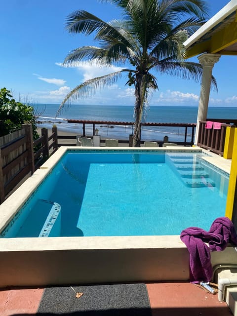 Pool view, Sea view, Swimming pool, Swimming pool, sunbed