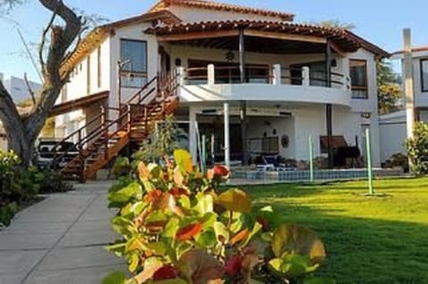 Property building, Balcony/Terrace, Garden view