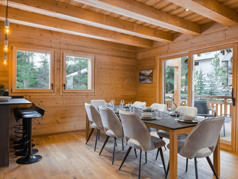 Chalet rénové au cœur des Guibertes – 10 pers., confort & charme - FR-1-808-20 Chalet in La Salle-les-Alpes