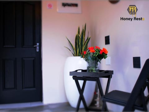 Honey Rest'a Guesthouse Vacation rental in Sandton