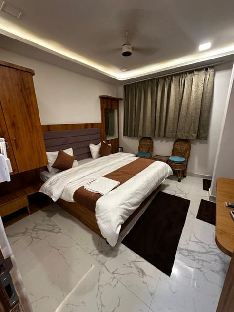 Maayaa inn by Ganges Hotel in Rishikesh