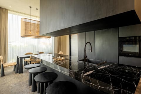 Kitchen or kitchenette, Photo of the whole room, Dining area, oven, stove, kitchen
