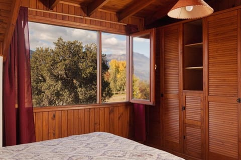 Bed, Natural landscape, Photo of the whole room, Bedroom, wardrobe