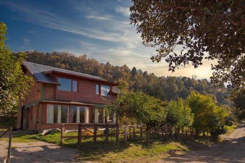 Property building, Spring, Day, Natural landscape, Mountain view