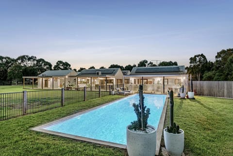 Grasslands Estate Country House in Torquay