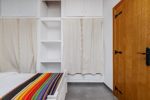 Bedroom, wardrobe