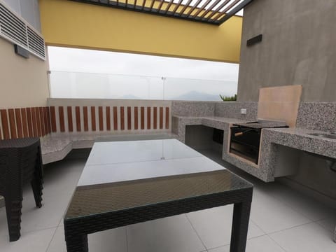 Beautiful new apartment one block from Miraflores Apartment in Miraflores