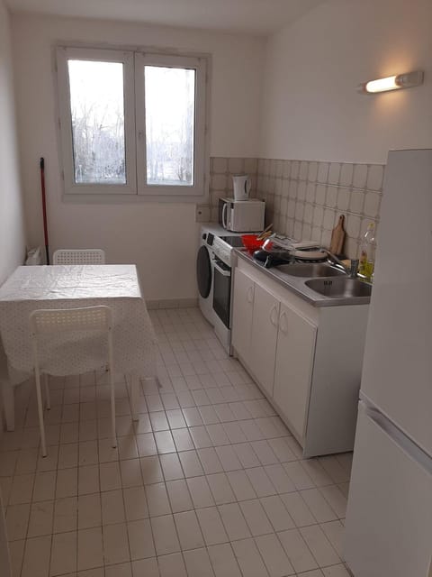 Appartement 30M Apartment in Cergy