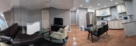 Urban Oasis Apartment in Vaughan