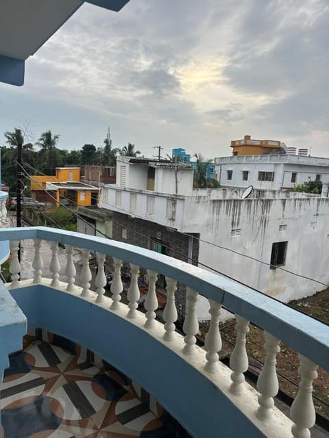 Property building, View (from property/room), Balcony/Terrace