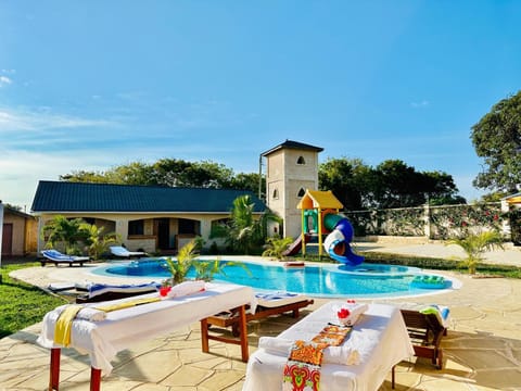 Villa Jahawi Villa in Diani Beach