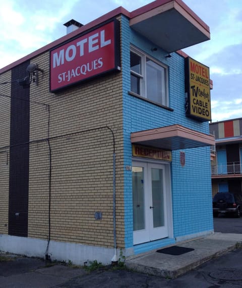Motel Saint-Jacques Motel in Côte Saint-Luc