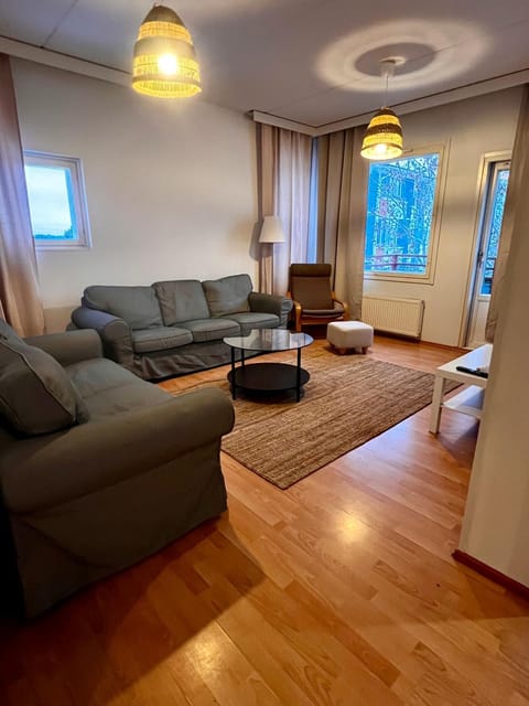 Rent a box Raisio for 6 Apartment in Turku