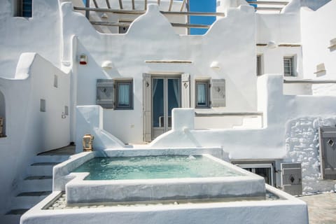 Hot Tub, View (from property/room), Balcony/Terrace