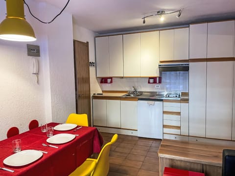 Apartment Tigli by Interhome Apartamento in Madesimo