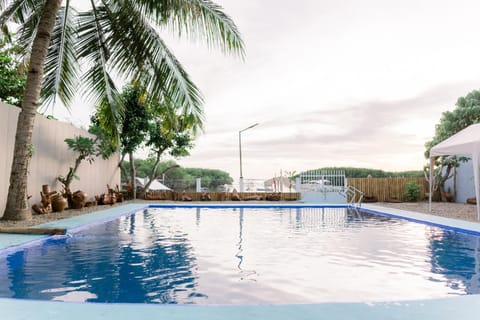 8 Plus Beach Resort Hotel in Panglao