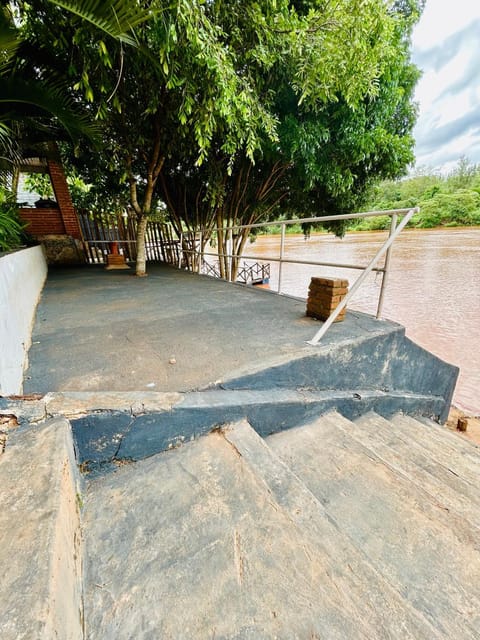 Casa no Rio House in State of Paraná