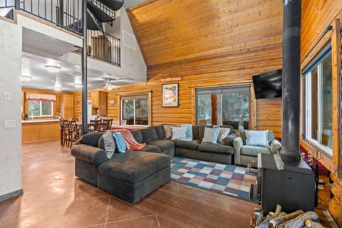 Evy's Family Ranch Cabin, Secluded Maison in Timber Lakes