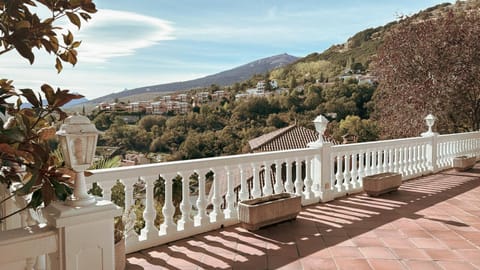 Natural landscape, Balcony/Terrace, Mountain view