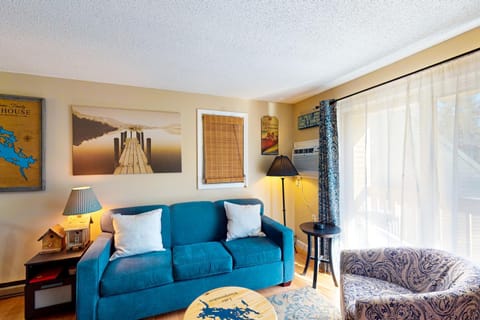 Misty Harbor Resort: Unit 208 Apartment in Gilford