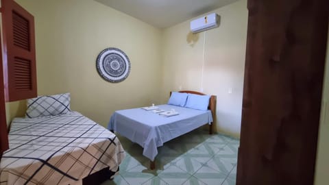 Bed, Photo of the whole room, Bedroom, air conditioner