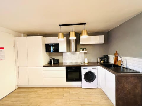 Kitchen or kitchenette, minibar, oven, pet friendly, washing machine