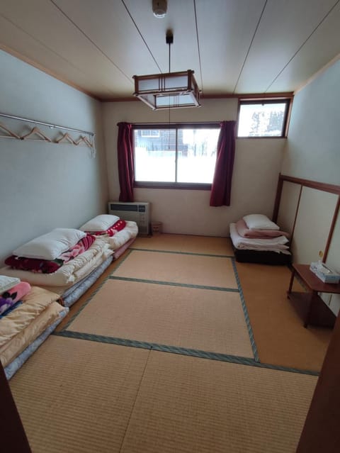 PEUF Lodge Bed and Breakfast in Hakuba