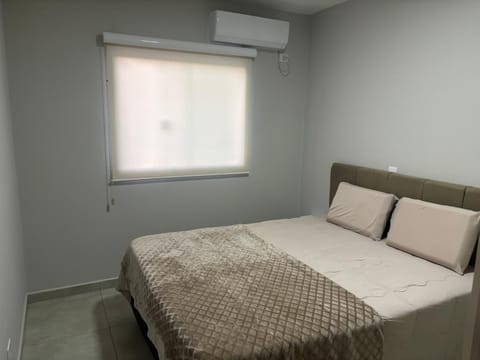 Bed, Bedroom, air conditioner