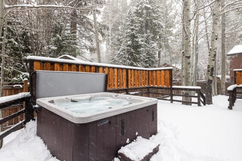 Natural landscape, Hot Tub