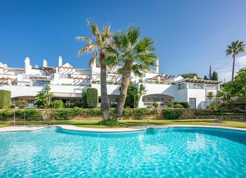 Garden, Garden, Pool view, Swimming pool, Swimming pool
