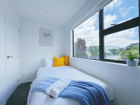 3 Beds Spacious & Brand New Home House in Lower Hutt