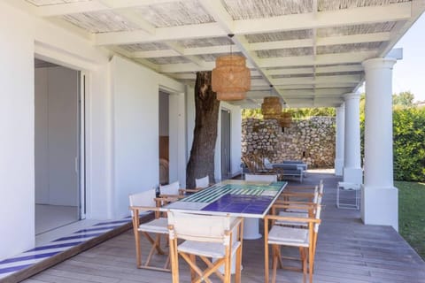 Patio, Dining area