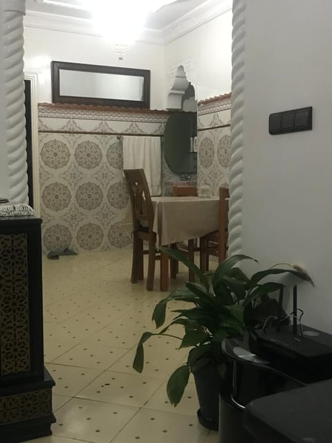 Appartement Familial près Aéroport Tanger Apartment in Tangier