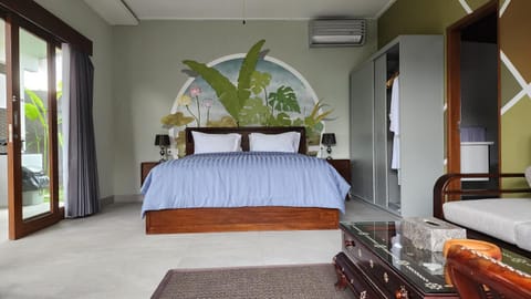 Bed, Kitchen or kitchenette, Photo of the whole room, Bedroom, air conditioner