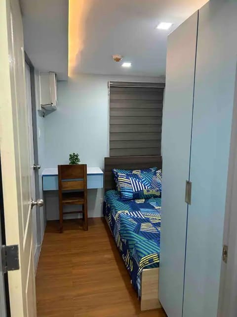 Away from but close like family room Apartment in Pasig