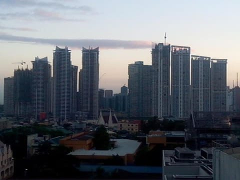 Dansalan Garden Condo near Edsa Boni MRT Apartment in Mandaluyong