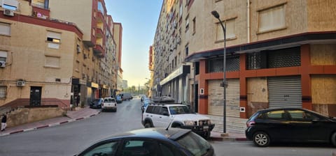 Property building, Neighbourhood, Street view