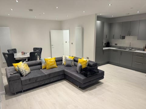 Luxurious 2 Bedroom Apartment Apartment in Barking