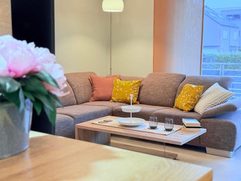 Modern Comfort 2 bedroom Apt w balcony&parking-Mam1 Apartment in Luxembourg District, Luxembourg