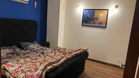 Two bed room Luxurious Apartment Apartment in Islamabad