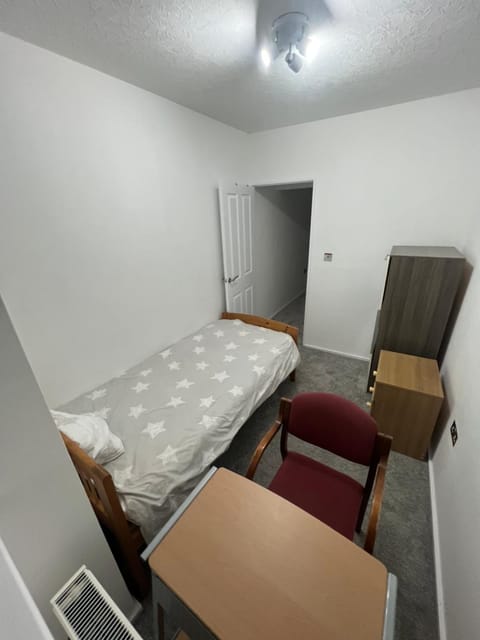 Single room in Rugby 5min walk to train station Vacation rental in Rugby