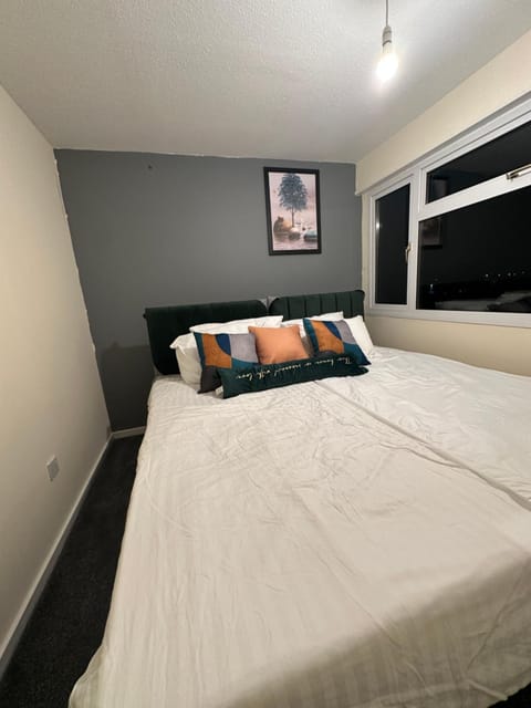 family serviced accomodation Apartment in Metropolitan Borough of Solihull