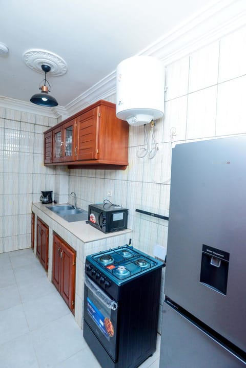 Coffee/tea facilities, Kitchen or kitchenette, heating, microwave, oven, stove