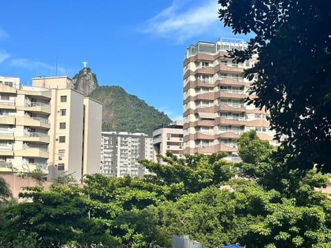 City view, Mountain view