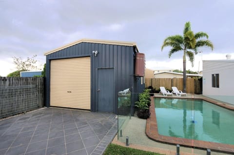 6 Dooley Street Bargara House in Bargara