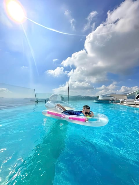 People, Natural landscape, Sea view, Swimming pool