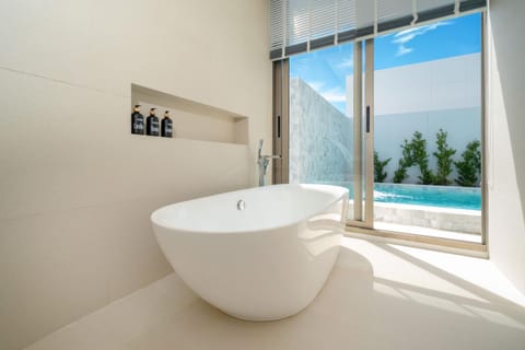 Bathroom, Pool view, Bath